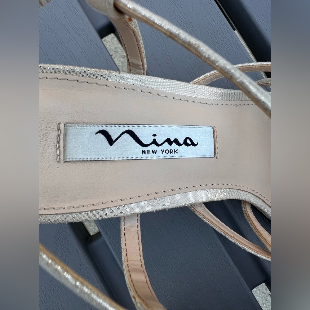 NINA Women’s Metallic Neptune Leather Open Toe Strappy Sandals! Size 8. - Picture 10 of 15